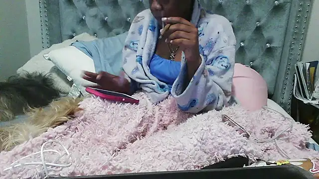 Snapshot of Beautifulkash chatting on November 2025 01:25:02 PM Beautifulkash online show from November 2025 01:25:02 PM