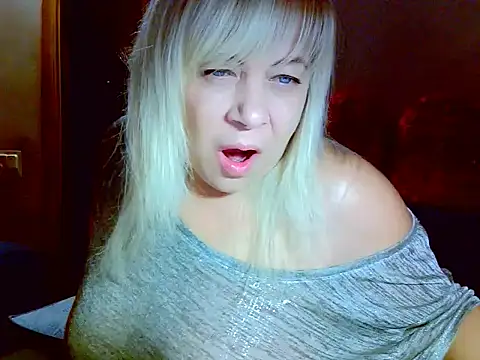 AgoniA7 online show from November 2025 03:20:02 AM