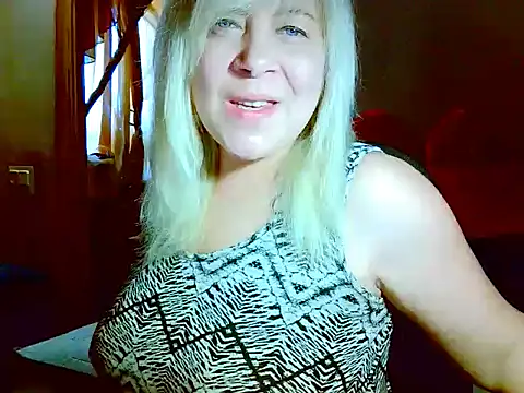 AgoniA7 online show from May 2026 07:05:02 AM