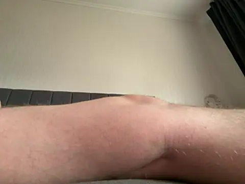 Blondeqlove online show from April 2026 11:37:01 AM