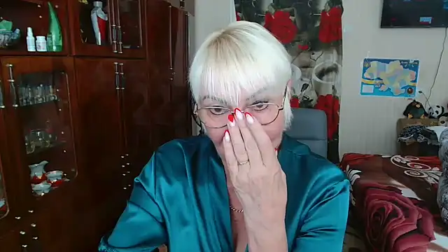 Snapshot of JenaCheim chatting on June 2026 07:13:02 AM JenaCheim online show from June 2026 07:13:02 AM
