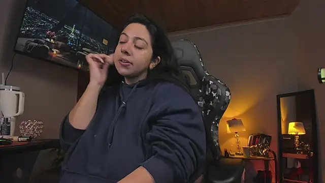 coraline latin online show from February 2025 10:32:02 PM