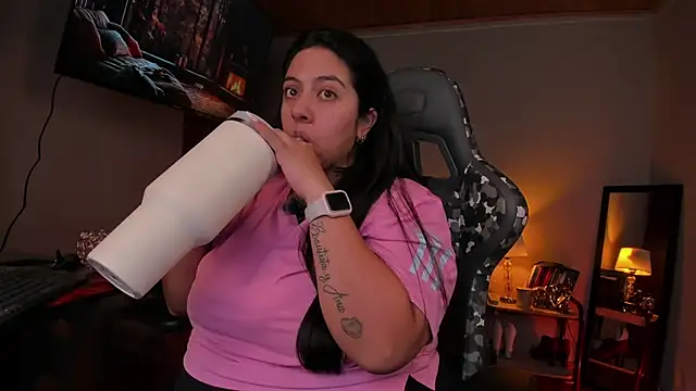 coraline latin online show from February 2025 09:16:01 PM