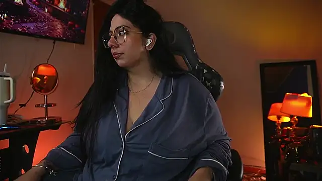 coraline latin online show from October 2025 04:17:01 PM