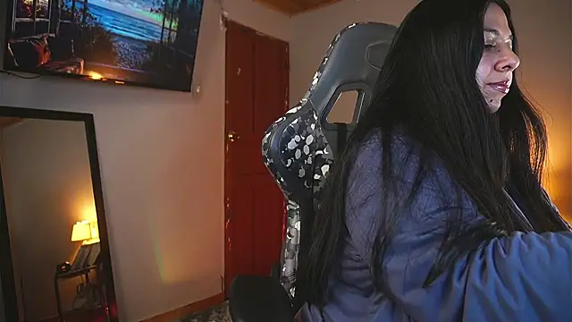 Snapshot of coraline_latin chatting on April 2026 12:32:01 PM coraline latin online show from April 2026 12:32:01 PM