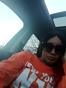 Snapshot of EnticingAaliyah chatting on February 2026 11:12:02 PM EnticingAaliyah online show from February 2026 11:12:02 PM