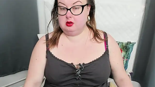 Snapshot of dirtyBonnie chatting on February 2025 10:53:02 AM dirtyBonnie online show from February 2025 10:53:02 AM