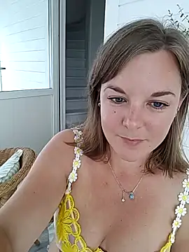 Snapshot of SwedishJennifer chatting on June 2026 01:15:02 PM SwedishJennifer online show from June 2026 01:15:02 PM