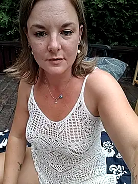 Snapshot of SwedishJennifer chatting on July 2026 01:29:02 PM SwedishJennifer online show from July 2026 01:29:02 PM