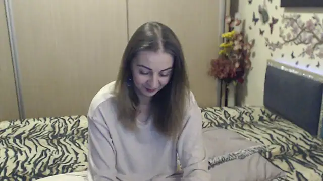 Snapshot of MirabelaSweet chatting on March 2026 07:58:02 AM MirabelaSweet online show from March 2026 07:58:02 AM