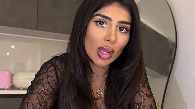 ArabicBarbie online show from November 2025 11:09:01 PM