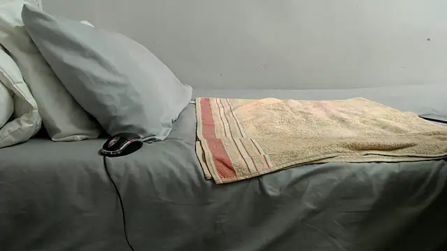 Snapshot of xTwerkingMistressx chatting on November 2025 05:28:02 AM xTwerkingMistressx online show from November 2025 05:28:02 AM