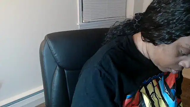 Sexymona1218 online show from December 2025 10:05:01 PM