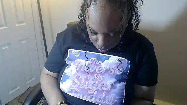 Snapshot of Sexymona1218 chatting on June 2026 09:55:02 AM Sexymona1218 online show from June 2026 09:55:02 AM
