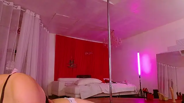 Sweet-Ginger online show from September 2025 03:55:02 PM