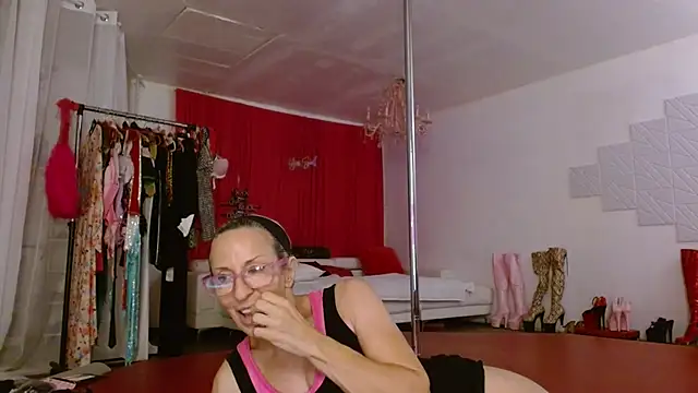 Sweet-Ginger online show from October 2025 07:05:02 PM