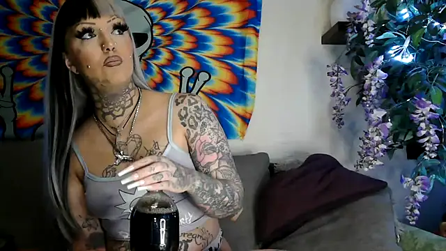 RoxxyInk online show from January 2025 10:02:01 PM