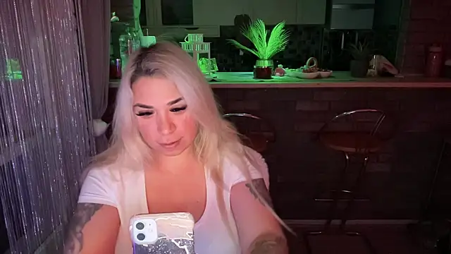 Monageil online show from February 2025 06:04:01 AM