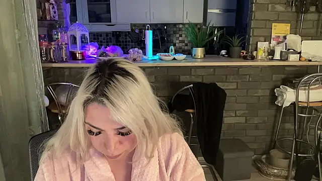 Monageil online show from February 2025 04:25:02 PM