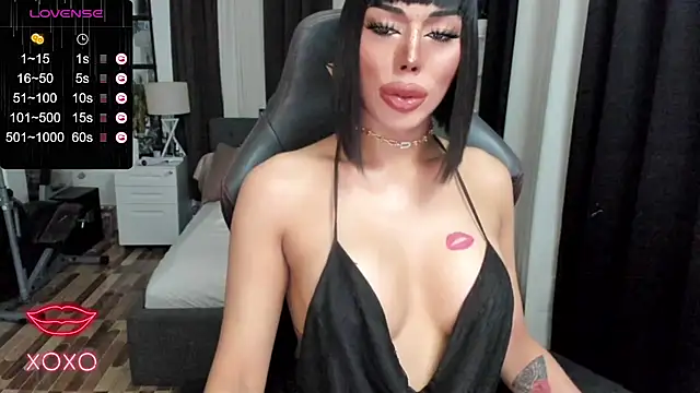 Snapshot of Forever_MissCandace chatting on February 2025 05:26:02 AM Forever MissCandace online show from February 2025 05:26:02 AM