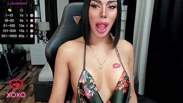 Snapshot of Forever_MissCandace chatting on March 2025 11:39:02 AM Forever MissCandace online show from March 2025 11:39:02 AM
