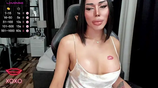 Snapshot of Forever_MissCandace chatting on March 2025 04:28:02 AM Forever MissCandace online show from March 2025 04:28:02 AM