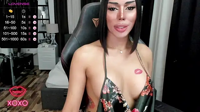 Snapshot of Forever_MissCandace chatting on March 2025 07:33:02 AM Forever MissCandace online show from March 2025 07:33:02 AM
