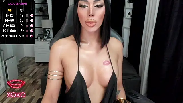 Snapshot of Forever_MissCandace chatting on September 2025 01:57:02 PM Forever MissCandace online show from September 2025 01:57:02 PM