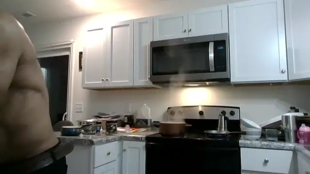 Snapshot of KingKoooper chatting on April 2026 04:35:01 AM KingKoooper online show from April 2026 04:35:01 AM