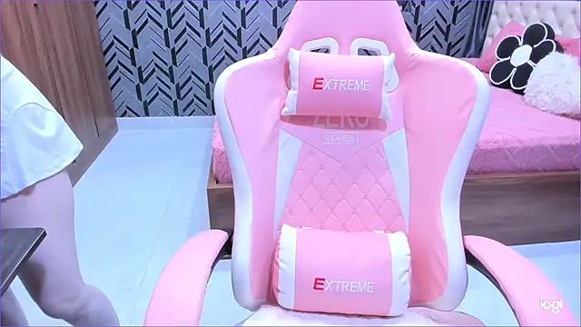 Snapshot of Toyota_Motor_Corporation chatting on February 2026 11:30:02 PM Toyota Motor Corporation online show from February 2026 11:30:02 PM