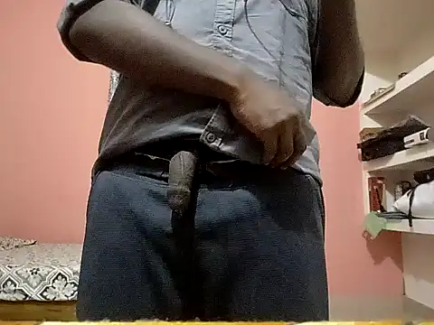 Aneesh007m online show from November 2025 04:51:02 PM