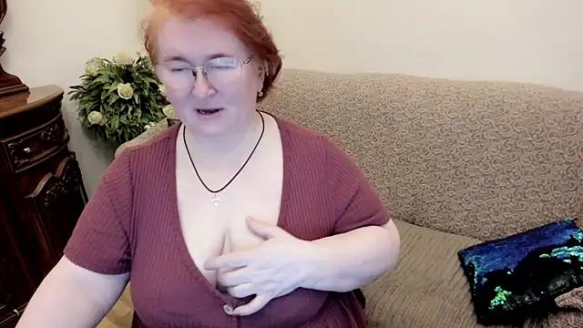 leiamillersonn online show from February 2026 06:48:01 PM