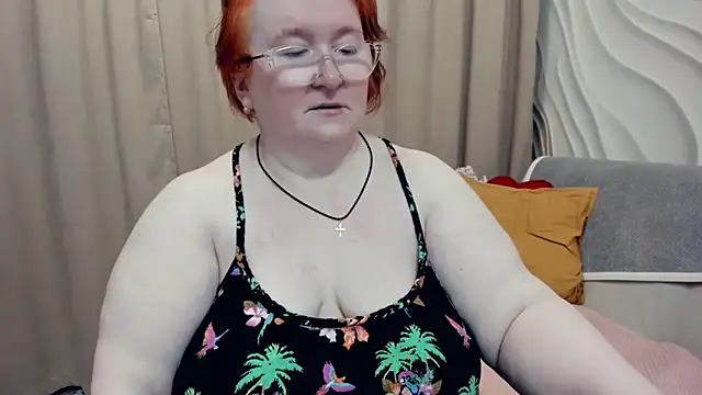 Snapshot of leiamillersonn chatting on May 2026 07:34:02 PM leiamillersonn online show from May 2026 07:34:02 PM