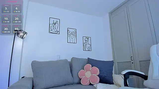 marianasilvax online show from September 2025 09:47:02 PM