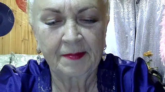 Emma52610 online show from October 2025 11:20:02 AM
