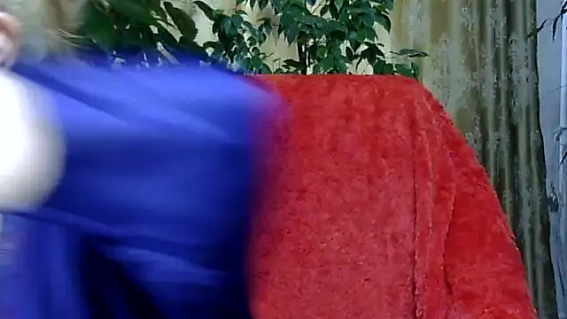 Emma52610 online show from November 2025 12:27:01 PM