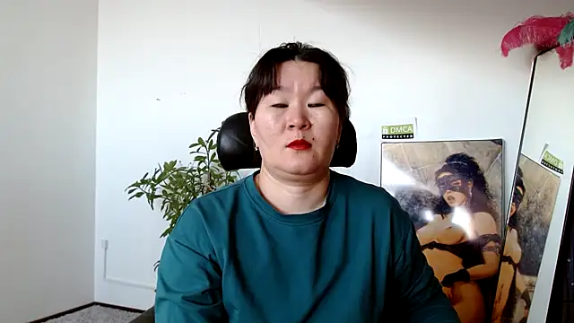 Akira xx online show from February 2025 02:40:01 AM