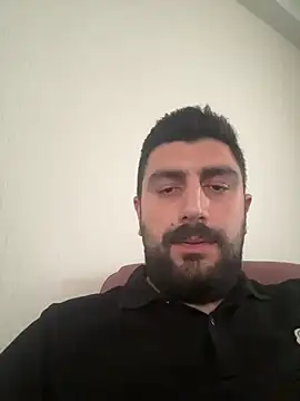 Snapshot of Emircan34 chatting on July 2026 03:41:01 PM Emircan34 online show from July 2026 03:41:01 PM