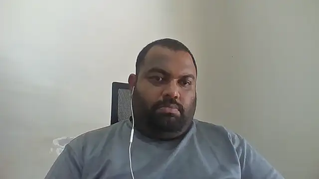 Snapshot of FatCockBoySL chatting on June 2026 06:29:02 AM FatCockBoySL online show from June 2026 06:29:02 AM