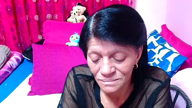 SLUTTYROXY online show from September 2025 06:18:01 PM