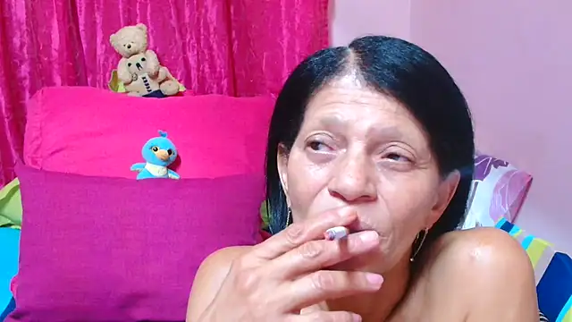 SLUTTYROXY online show from February 2026 07:23:02 PM