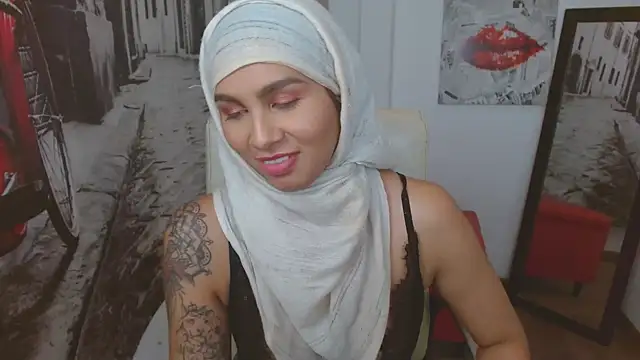 Shay  lee online show from February 2025 10:07:02 PM