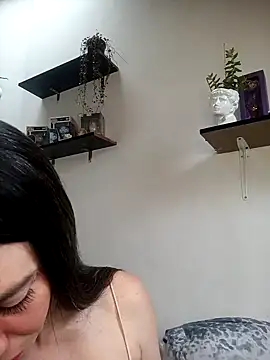 loveuu-bae online show from December 2024 09:29:02 PM