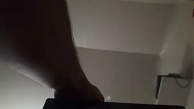 UncutHammer69 online show from October 2025 10:29:01 AM