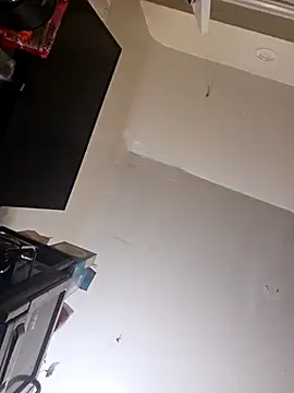 UncutHammer69 online show from November 2025 02:32:01 AM