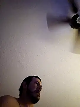 UncutHammer69 online show from December 2025 07:48:02 AM