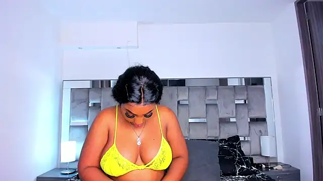 Cammiila online show from February 2025 07:27:02 PM