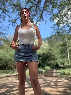 Snapshot of LINDA_PATTY94 chatting on January 2025 05:28:01 PM LINDA PATTY94 online show from January 2025 05:28:01 PM