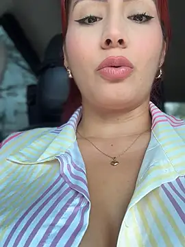 Snapshot of LINDA_PATTY94 chatting on February 2025 07:31:02 PM LINDA PATTY94 online show from February 2025 07:31:02 PM