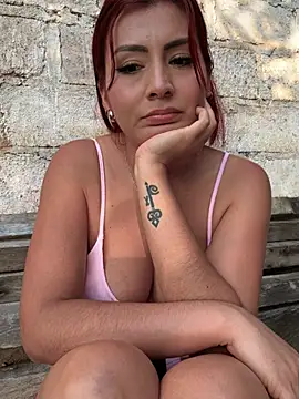 Snapshot of LINDA_PATTY94 chatting on February 2025 04:03:02 PM LINDA PATTY94 online show from February 2025 04:03:02 PM